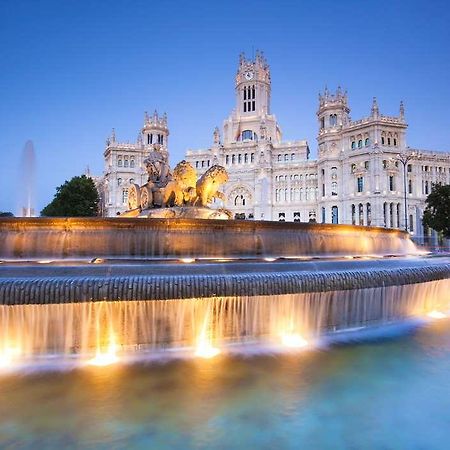 Nh Ribera Del Manzanares Hotel Мадрид Екстериор снимка