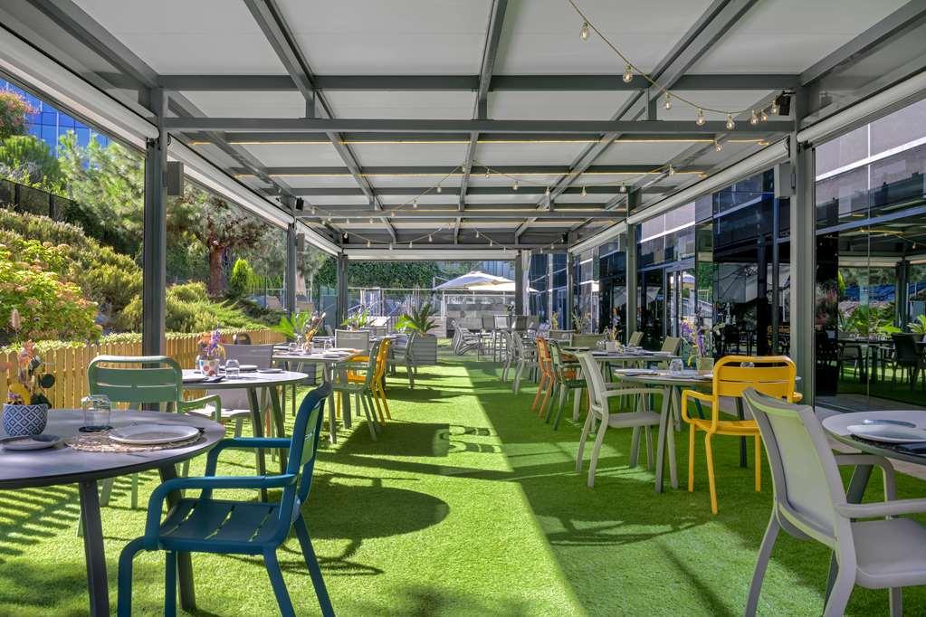 Nh Ribera Del Manzanares Hotel Мадрид Екстериор снимка