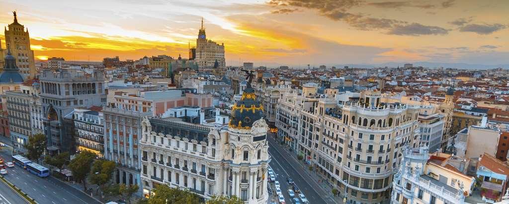 Nh Ribera Del Manzanares Hotel Мадрид Екстериор снимка